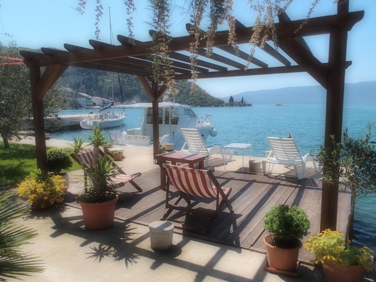 Apartments By The Sea Blace, Neretva Delta - Usce Neretve - 16068 Zewnętrze zdjęcie