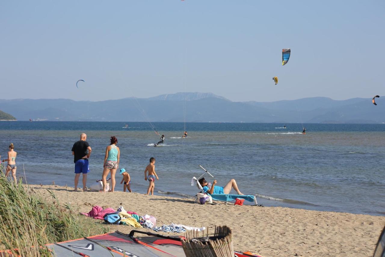 Apartments By The Sea Blace, Neretva Delta - Usce Neretve - 16068 Zewnętrze zdjęcie