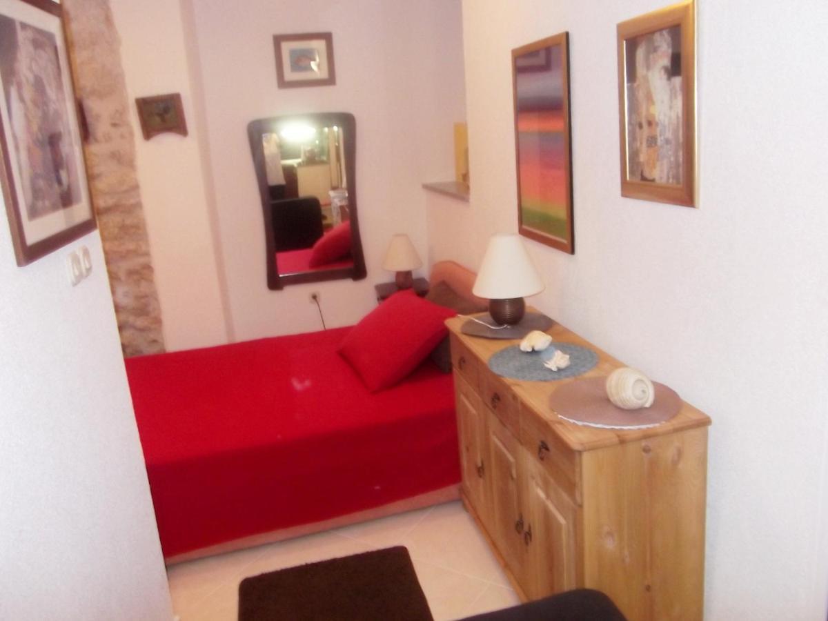 Apartments By The Sea Blace, Neretva Delta - Usce Neretve - 16068 Zewnętrze zdjęcie